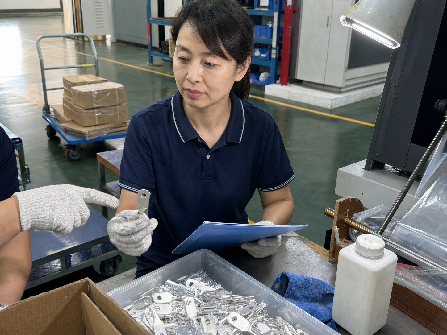 电连接端子资料页先放产品、设备还是检验记录，按有效询盘判断